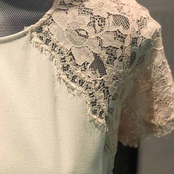 BCBG Mandanda Romper lace - Picture 3 of 6